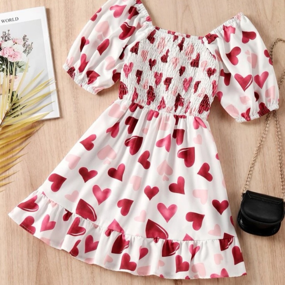 Heart print ruffle hem dress